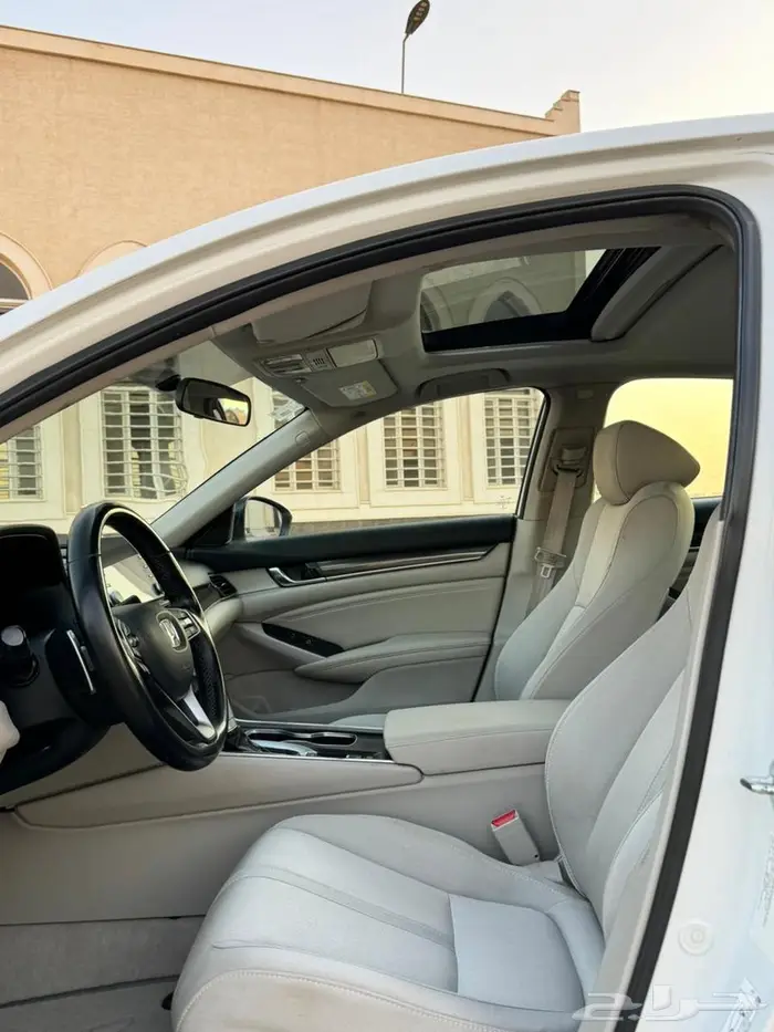 هوندا اكورد سبورت 2021 نظيف جدا 30