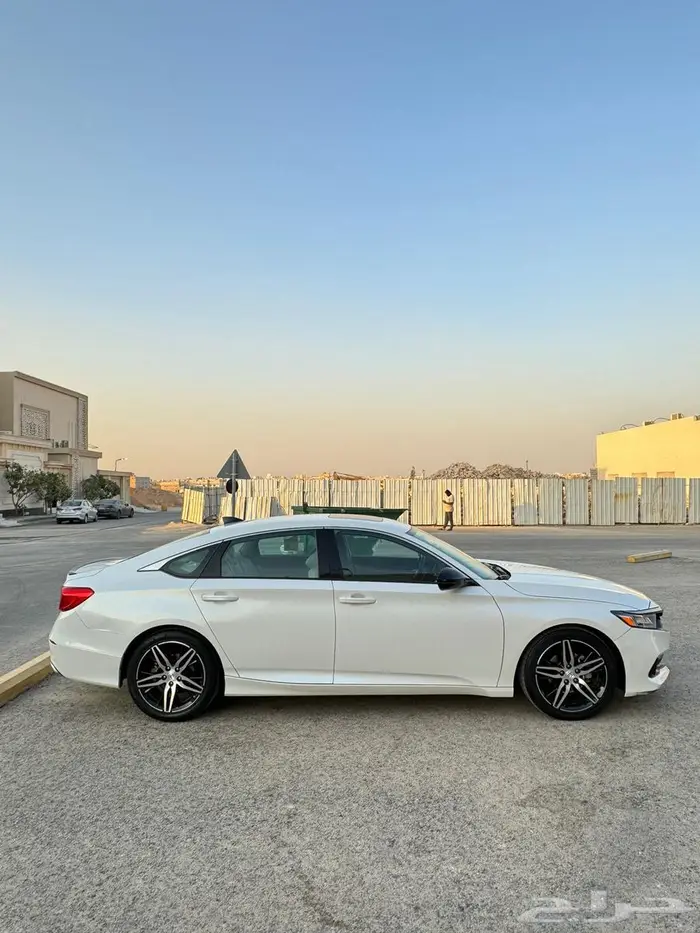 هوندا اكورد سبورت 2021 نظيف جدا 20
