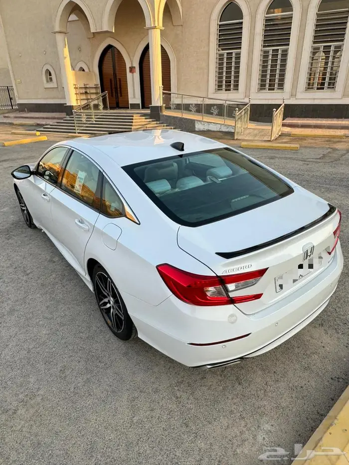 هوندا اكورد سبورت 2021 نظيف جدا 13