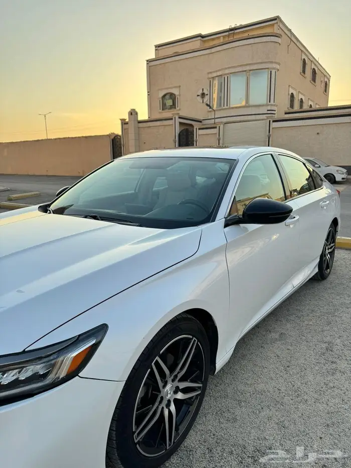 هوندا اكورد سبورت 2021 نظيف جدا 6