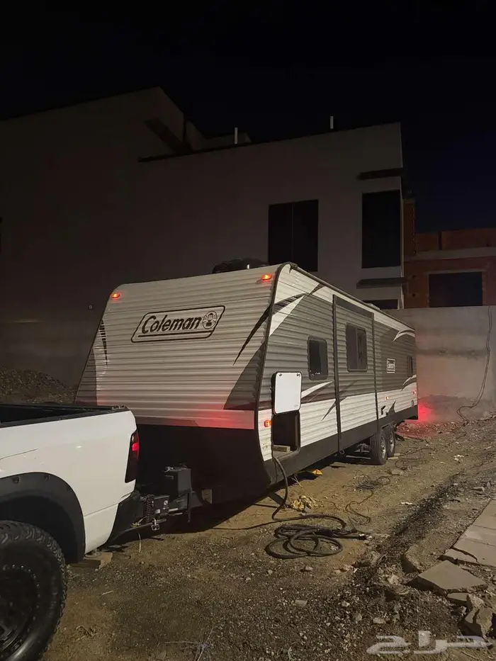 كرفان فاخر للإيجار جاهز كموقع تصوير احترافي 6