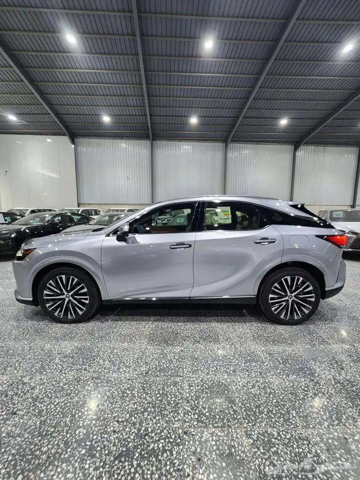 لكزس RX 350 BB بنزين 2024 فضي السعر 269000 3