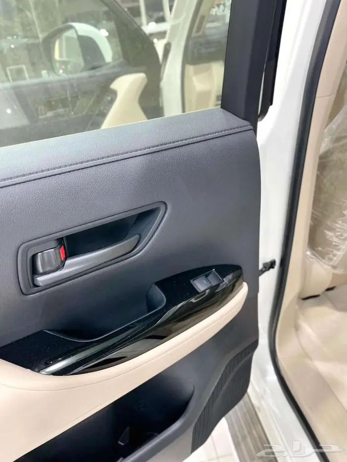 تويوتا لاندكروزر GXR L2 بنزين سعودي 2026 (273700) شامل 12