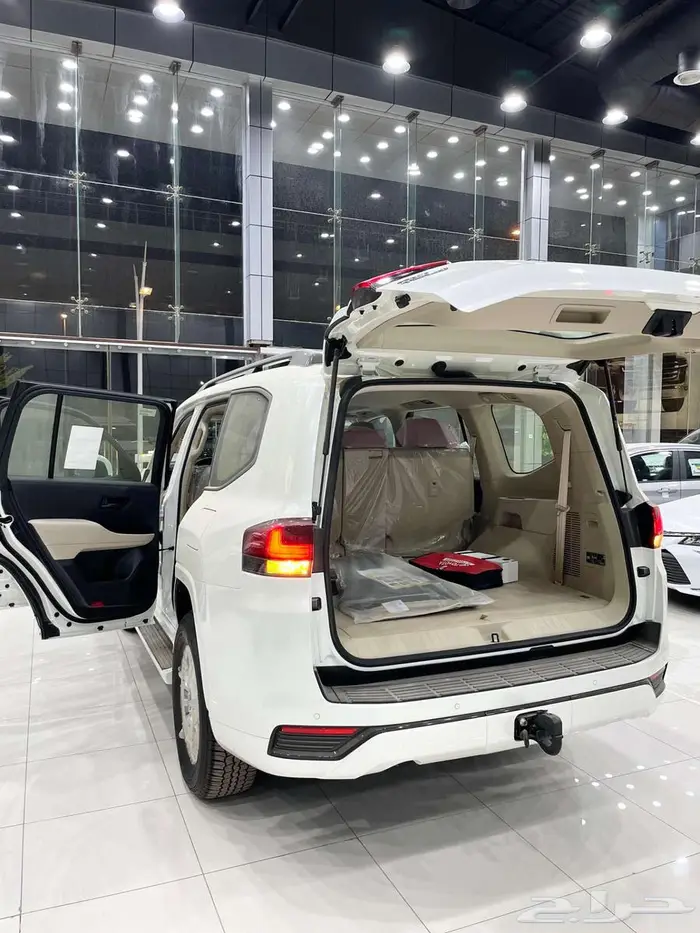 تويوتا لاندكروزر GXR L2 بنزين سعودي 2026 (273700) شامل 6