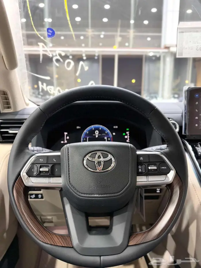 تويوتا لاندكروزر GXR L4 بنزين سعودي 2026 ( 323725) شامل 17