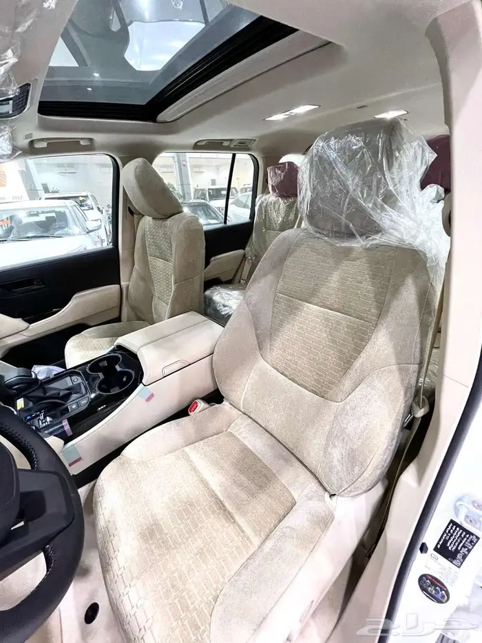 تويوتا لاندكروزر GXR L3 بنزين سعودي 2025 (290950) شامل 16