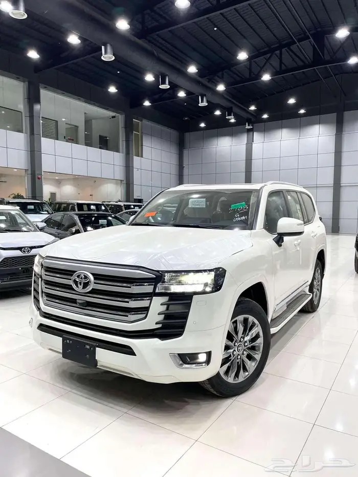 تويوتا لاندكروزر GXR L3 بنزين سعودي 2025 (290950) شامل 1