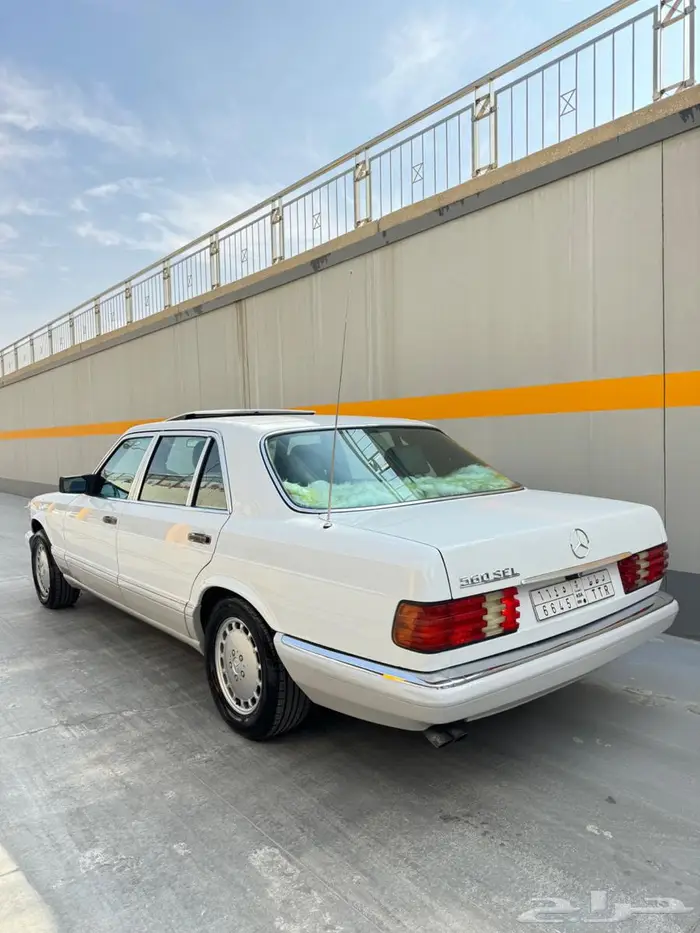 للبيع مرسيدس بنز 560SEL موديل 90 6