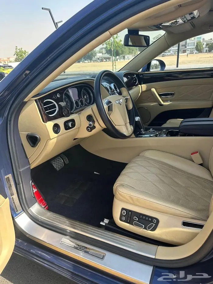 بنتلي فلاينج سبير 15