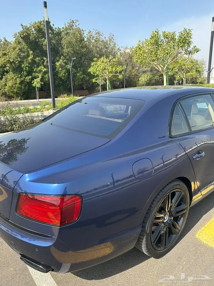 بنتلي فلاينج سبير 10