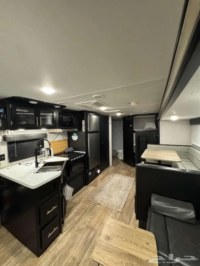 كرفان (RV) أمريكي موديل 2022 فوريست ريفر (26DBHBL) 1