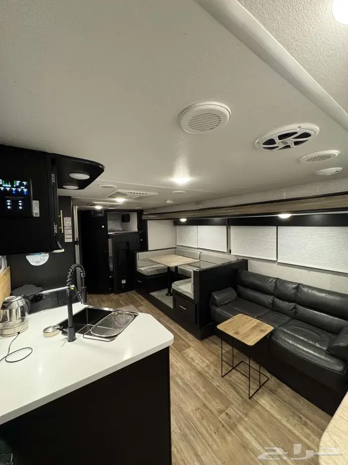 كرفان (RV) أمريكي موديل 2022 فوريست ريفر (26DBHBL) 2