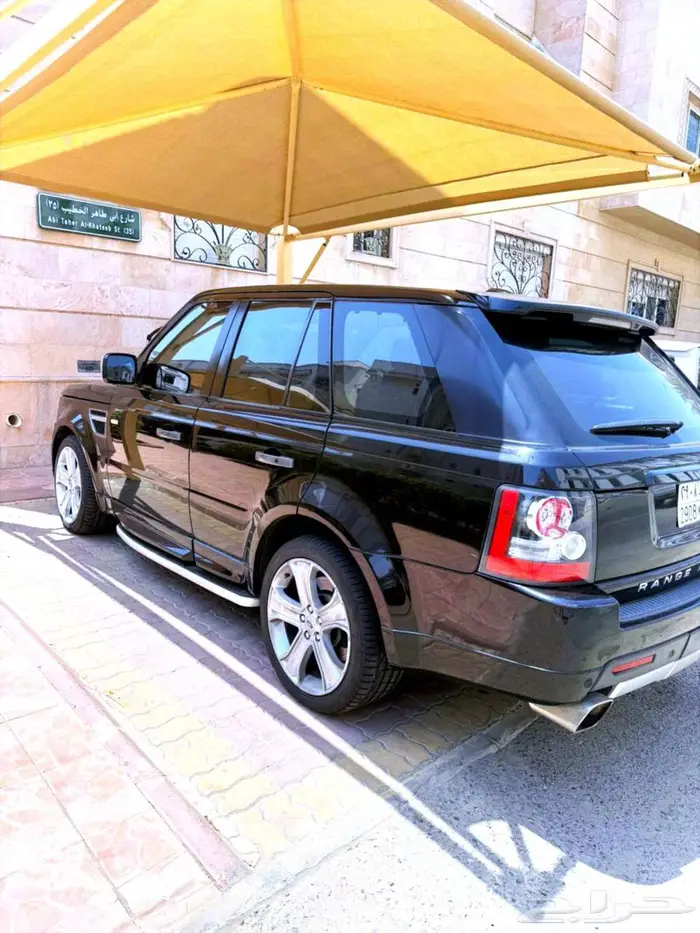 رنج روفر سبورت لون اسود ملكي نظيف Super Charge 2011 3