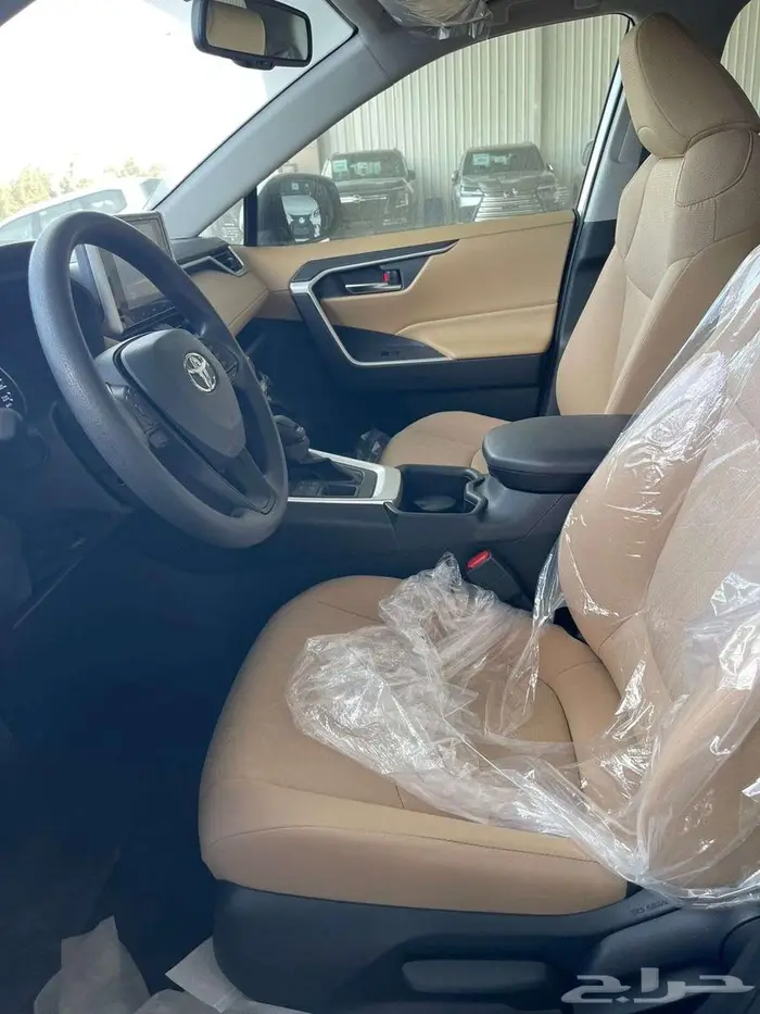 راف فور 2025 فل كامل جنط 18 مكينه 2.5 بريمي 3