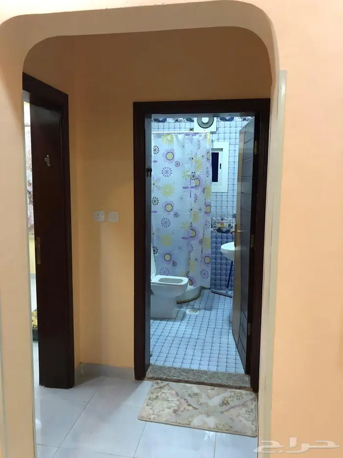 للايجار شقه مفروشه 3 غرف حي بريمان 2