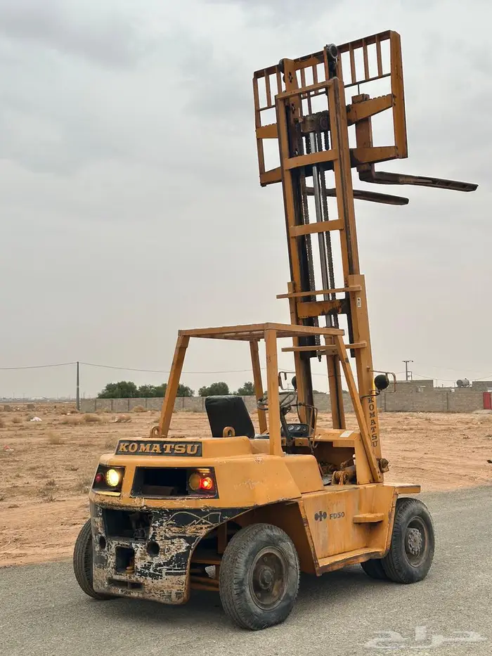 رافعة شوكية 5 طن كوماتسو فوركلفت تلي هندر للبيع 2