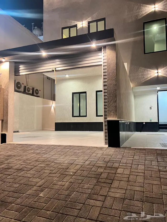 للبيع شقق فاخره ضاحية الجبيل 0