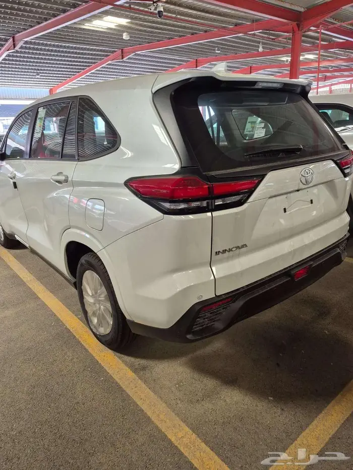 تويوتا انوفا 2026 14