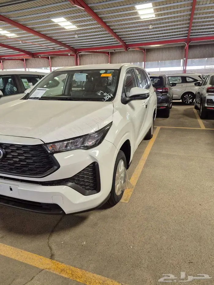 تويوتا انوفا 2026 10