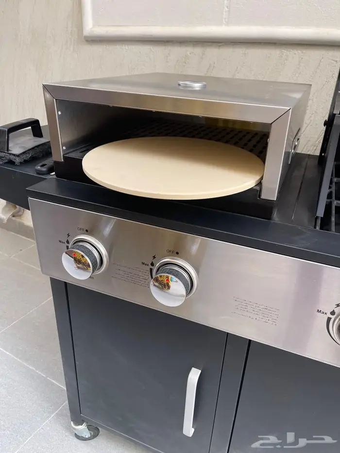 شواية غاز شبه جديد بكامل ملحقاتها 3