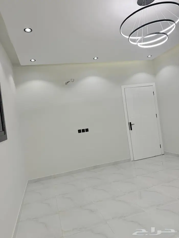 ادوار ارضيه للبيع عماره حي الاخضر مستقله مساحه 450 م 10