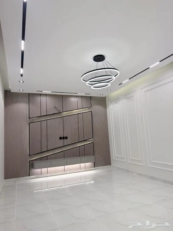 ادوار ارضيه للبيع عماره حي الاخضر مستقله مساحه 450 م 5