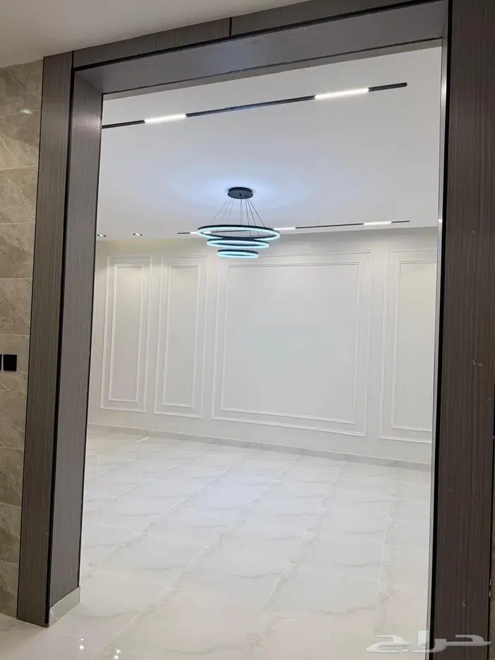 ادوار ارضيه للبيع عماره حي الاخضر مستقله مساحه 450 م 6