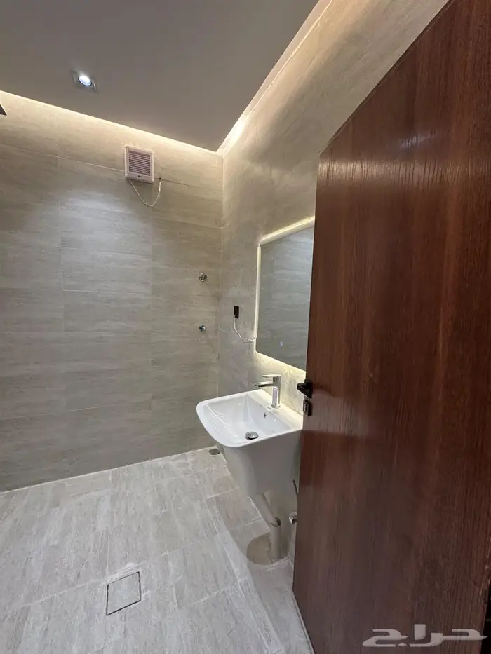 شقة جديده خلف الدائري مخرج 29 10