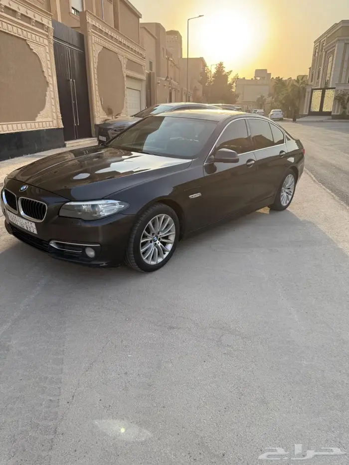 بي ام دبليو 520 موديل 2015 نظيف استخدام شخصي 5