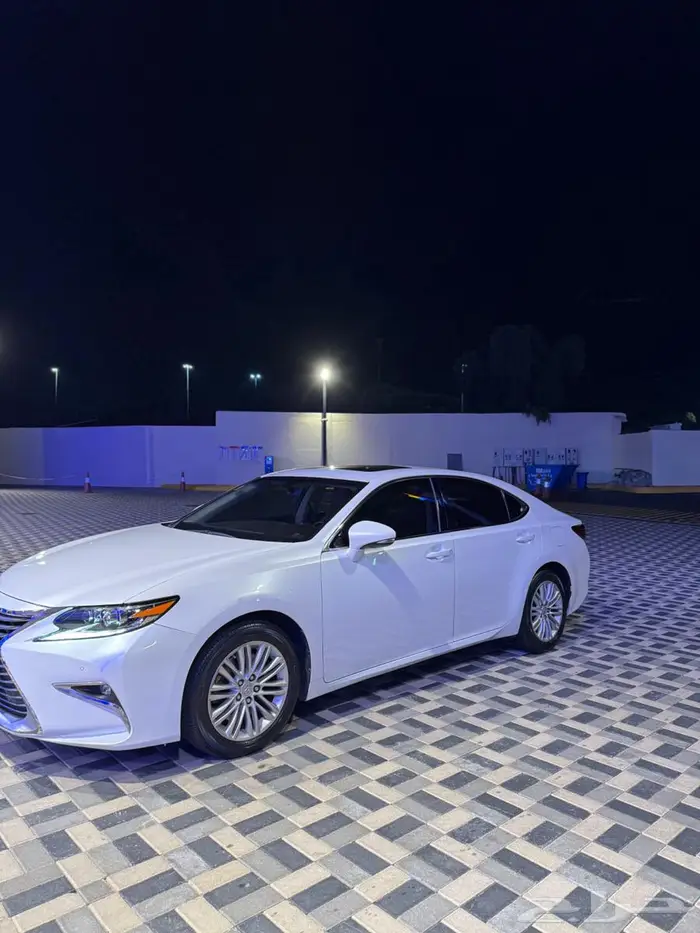 لكزس ES 350 2017 3