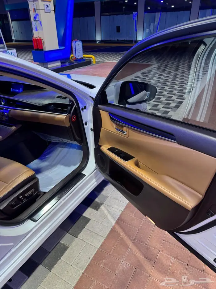 لكزس ES 350 2017 7