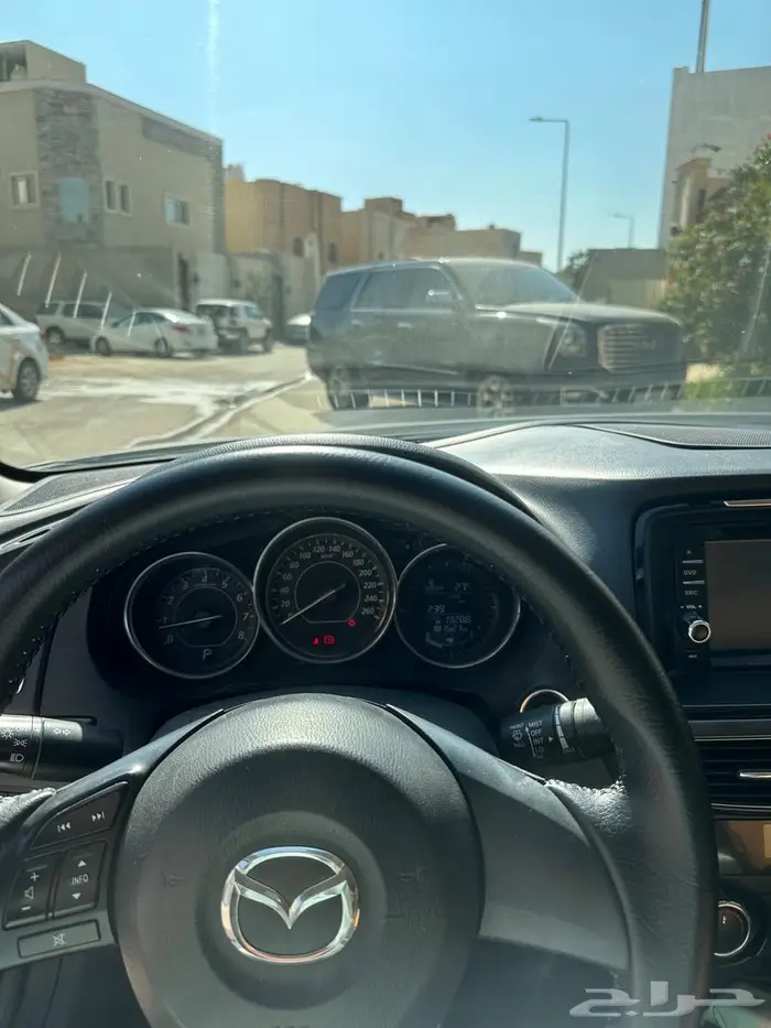 للبيع مازدا نظيف جدا 0