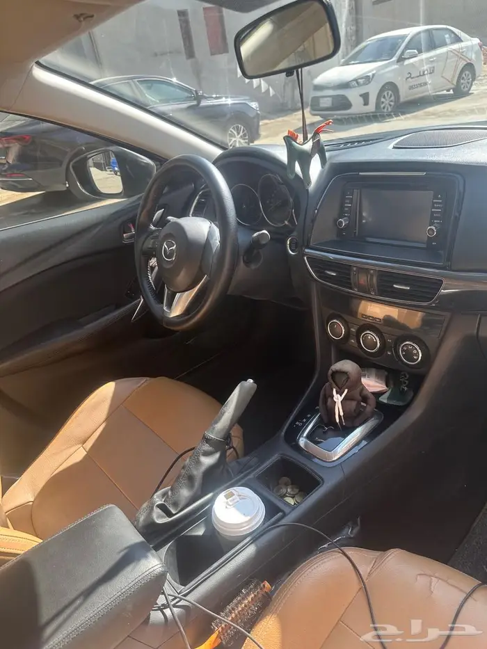 للبيع مازدا نظيف جدا 3