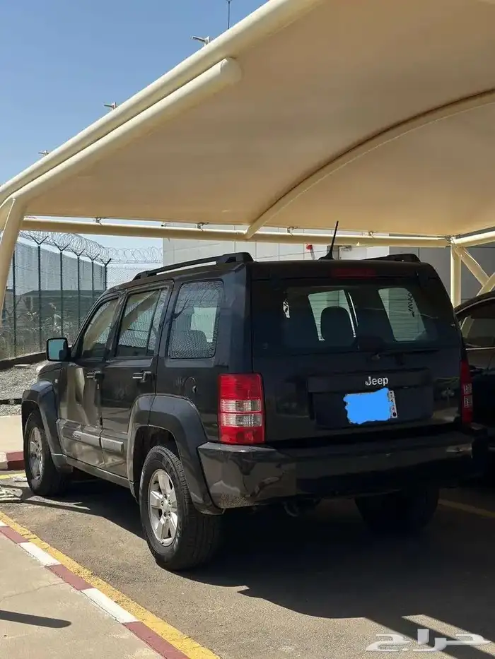 جيب شيروكي ليبرتي 2012 2