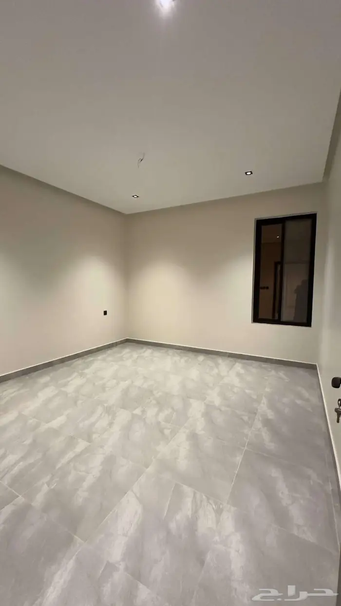 شقق فاخرة 4 غرف وبلكونه بطحاء قريش المربع الذهبي ب 570 الف 8