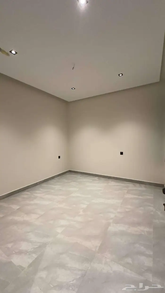 شقق فاخرة 4 غرف وبلكونه بطحاء قريش المربع الذهبي ب 570 الف 11