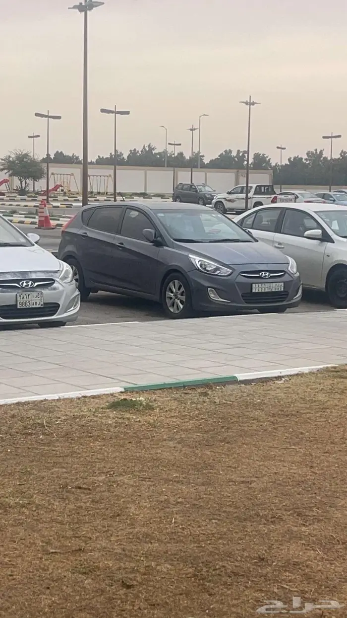 هونداي اكسنت ديزل هاتشباك موديل 2016 للبيع او للبدل 1