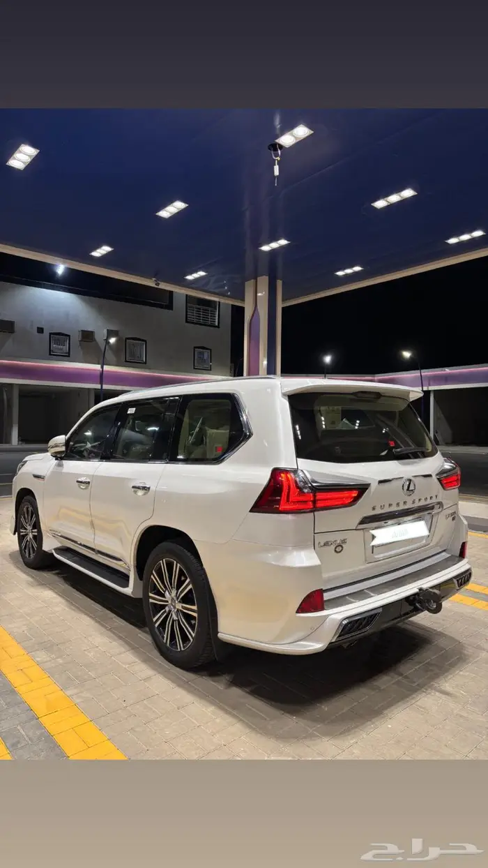 لكزس LX 2020 قل كامل سوبر سبورت بريمي مخزن 4