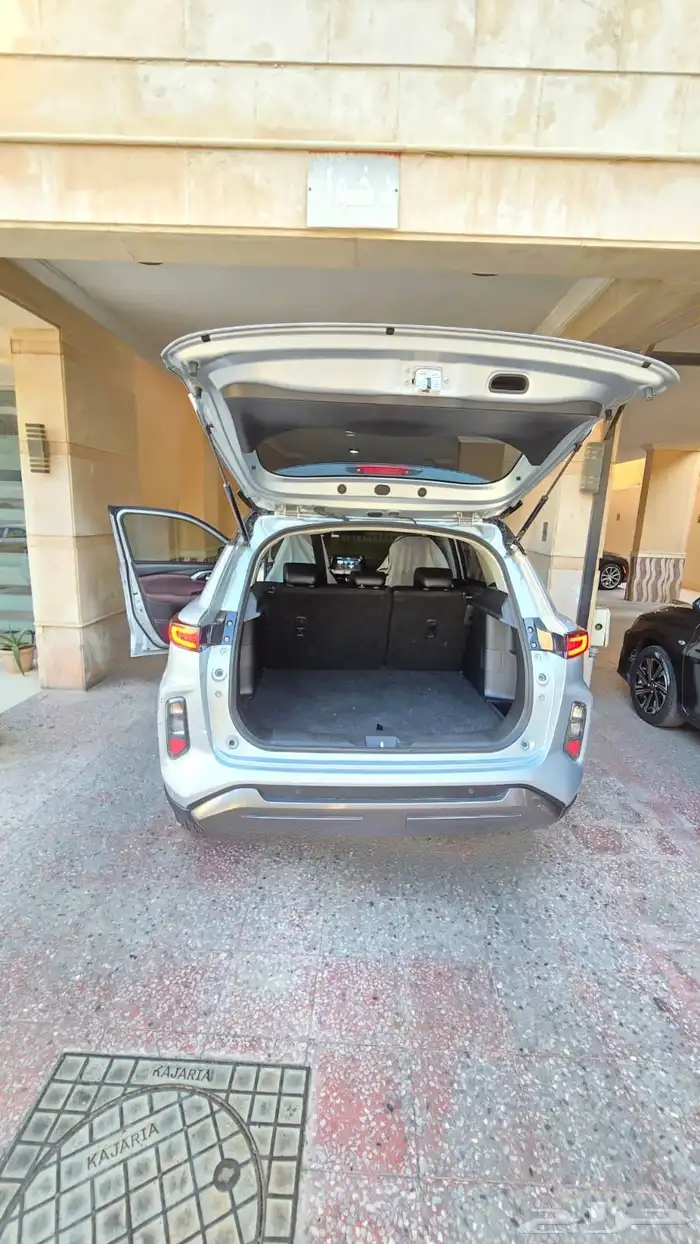 اوربان كروز تايوتا 2023 17