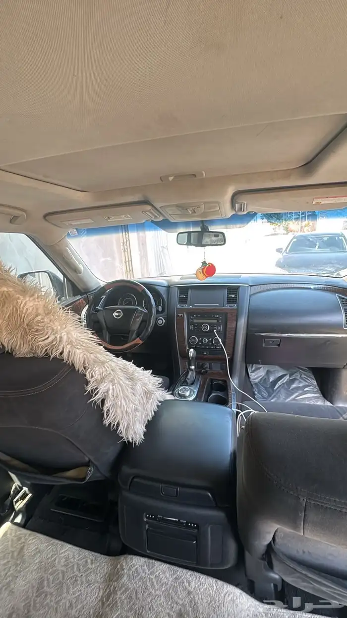 جيب نيسان باترول بلاتينيوم للبيع 2010 4