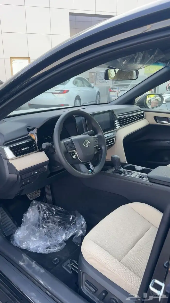 كامري 2025 اصفار صادر لوحه اقل سعر في السوق 1