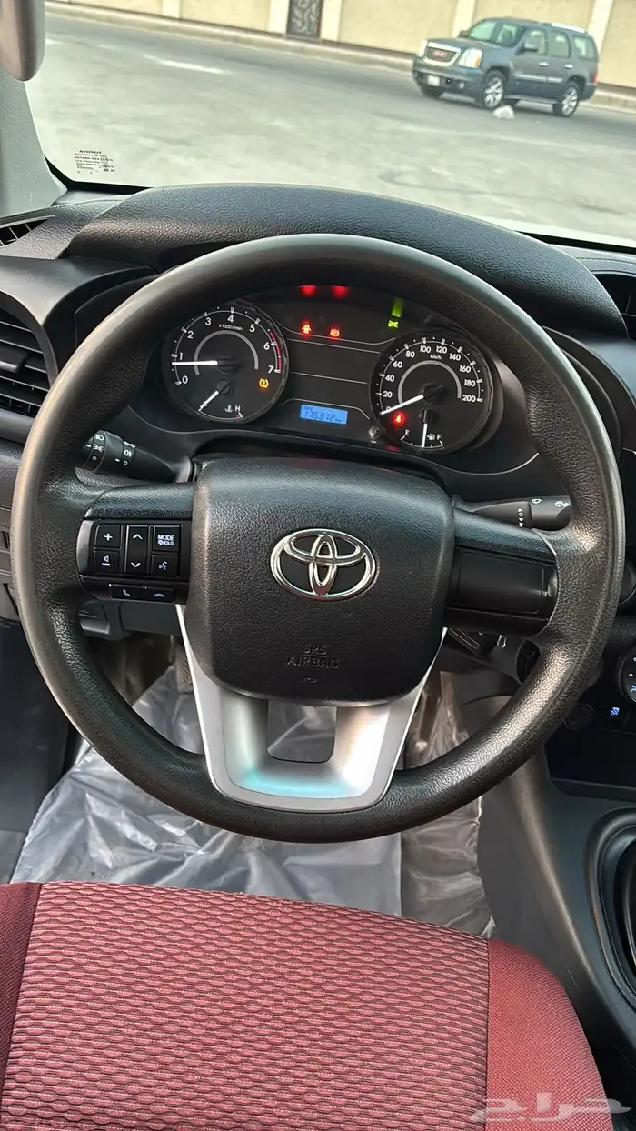 هايلوكس 2022 7