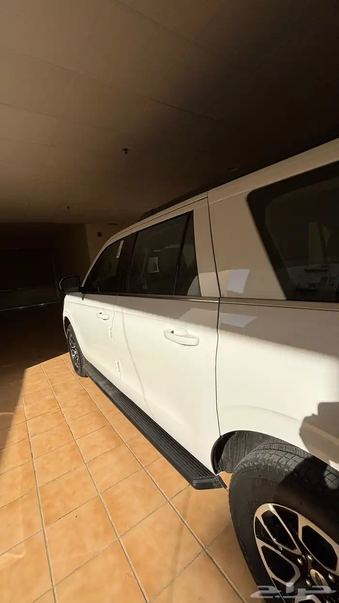 للبيع فورد اكسبديشن طويل XLT MAX موديل 2024 14