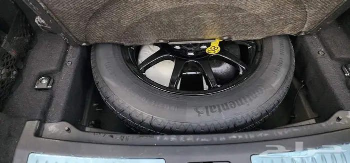 للبيع لاند روفر فيلار مديل 2021 فل كامل الناغي 28