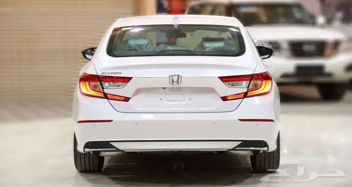 استمتع بالرفاهية والراحة مع هوندا اكورد LX 2022 1
