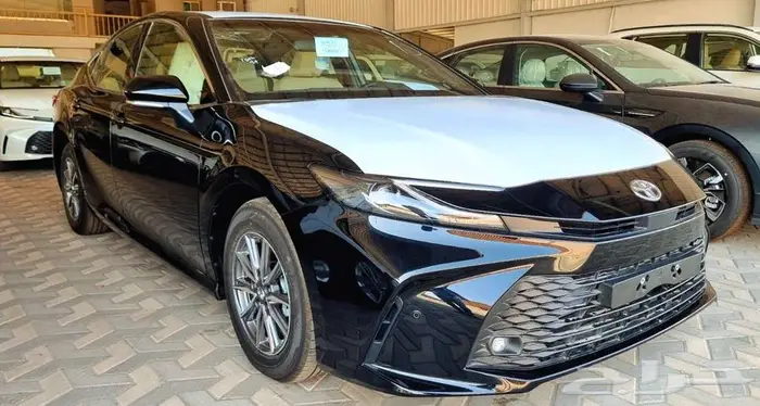 تويوتا كامري E موديل 2025 بنزين كاش- - تقسيط 0