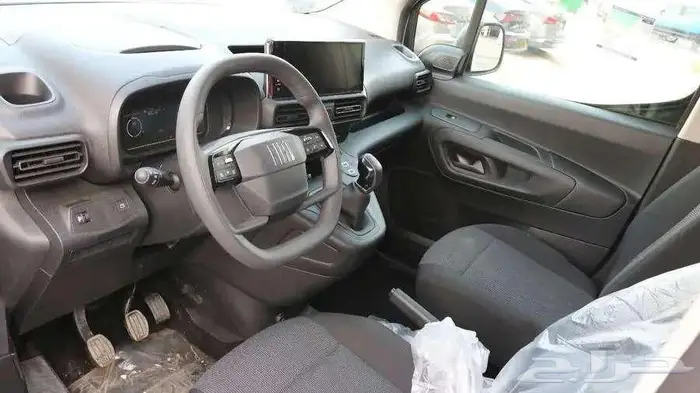 فيات دبلوو 2025 بضاعة   خيار مثالي للأعمال والنقل التجاري 8