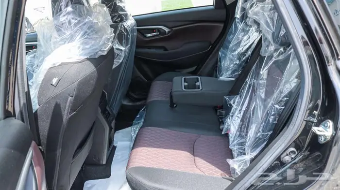 تويوتا اوربان كروز GL ستاندر 2026 و GLX كاش واقساط 13