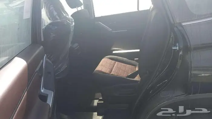 تويوتا اينوفا في اي بي 7 فل اسود هايبرد 2026 اقل سعر 7