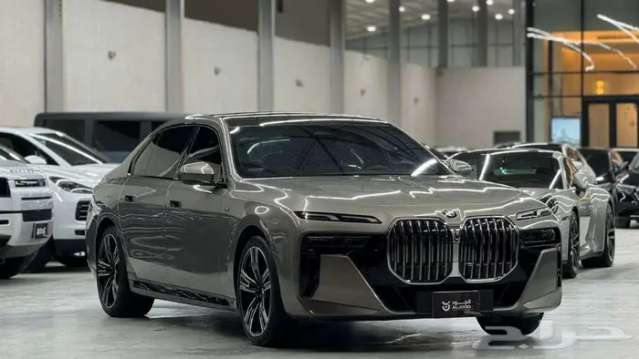 2023 بي ام دبليو 735 إي BMW 735i 0
